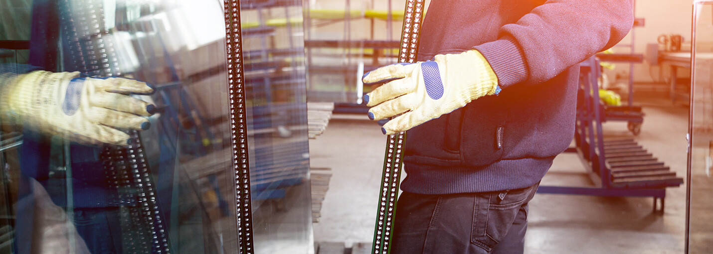 Image Asbestos Glass Workers article body