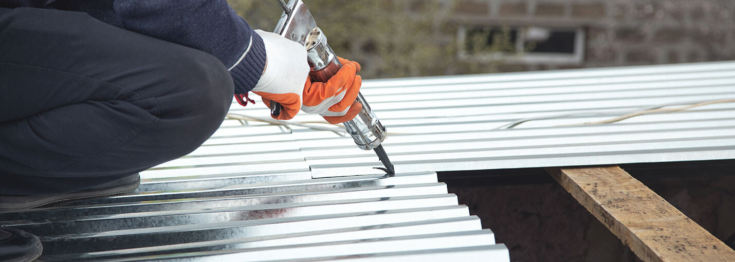 Image Asbestos Metal Installers1 article body