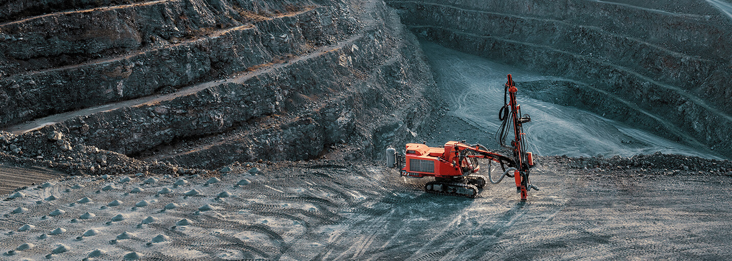 Image Asbestos Mining Industry 3 article body